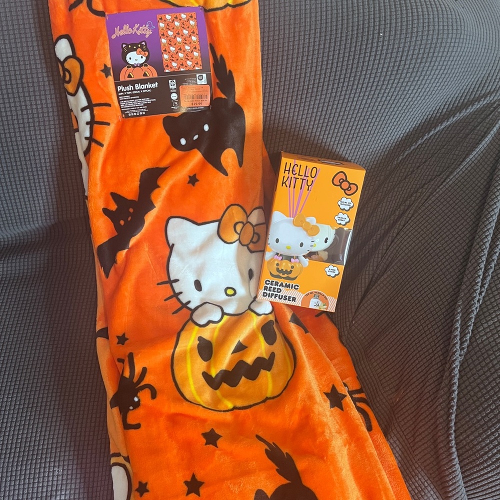 Hello kitty Halloween throw blanket bundle